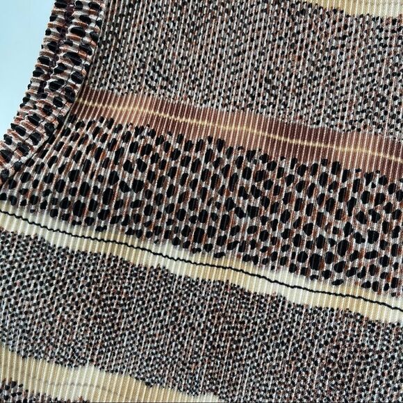 Tess Sleeveless Fall Colors Shell  -  Large - Picture 3 of 7